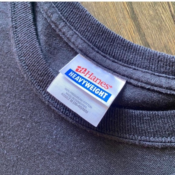 Vintage Ashlee Simpson tour tee from her 2006 LOVE tour. - Picture 4 of 4